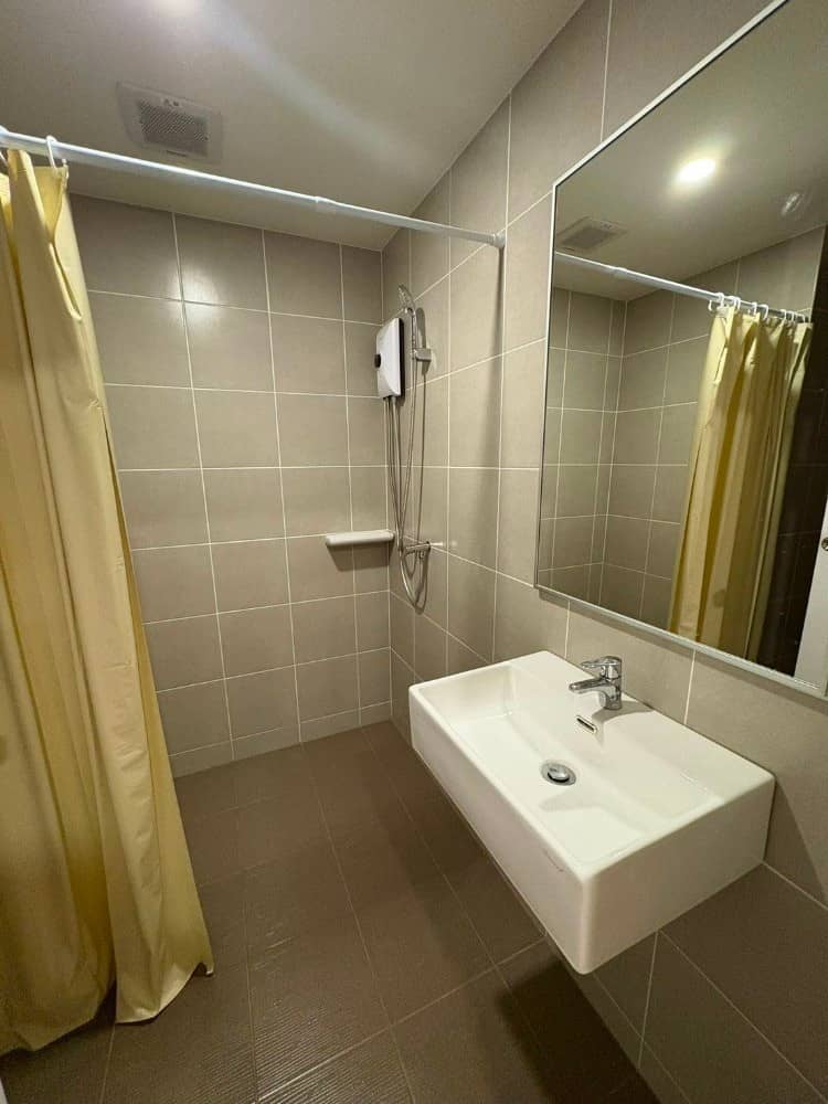 LINE_ALBUM_ลุมพินี-วิลล์-จรัญ-ไฟฉาย_250221_8