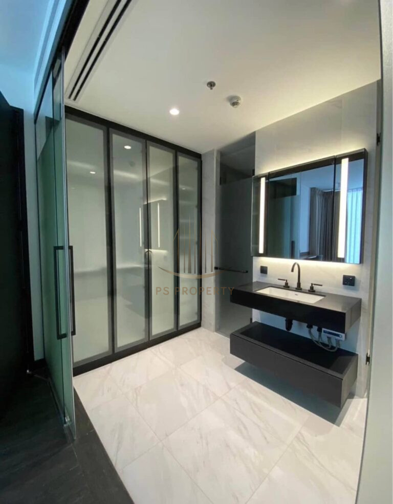 S__180314160-768x985-1